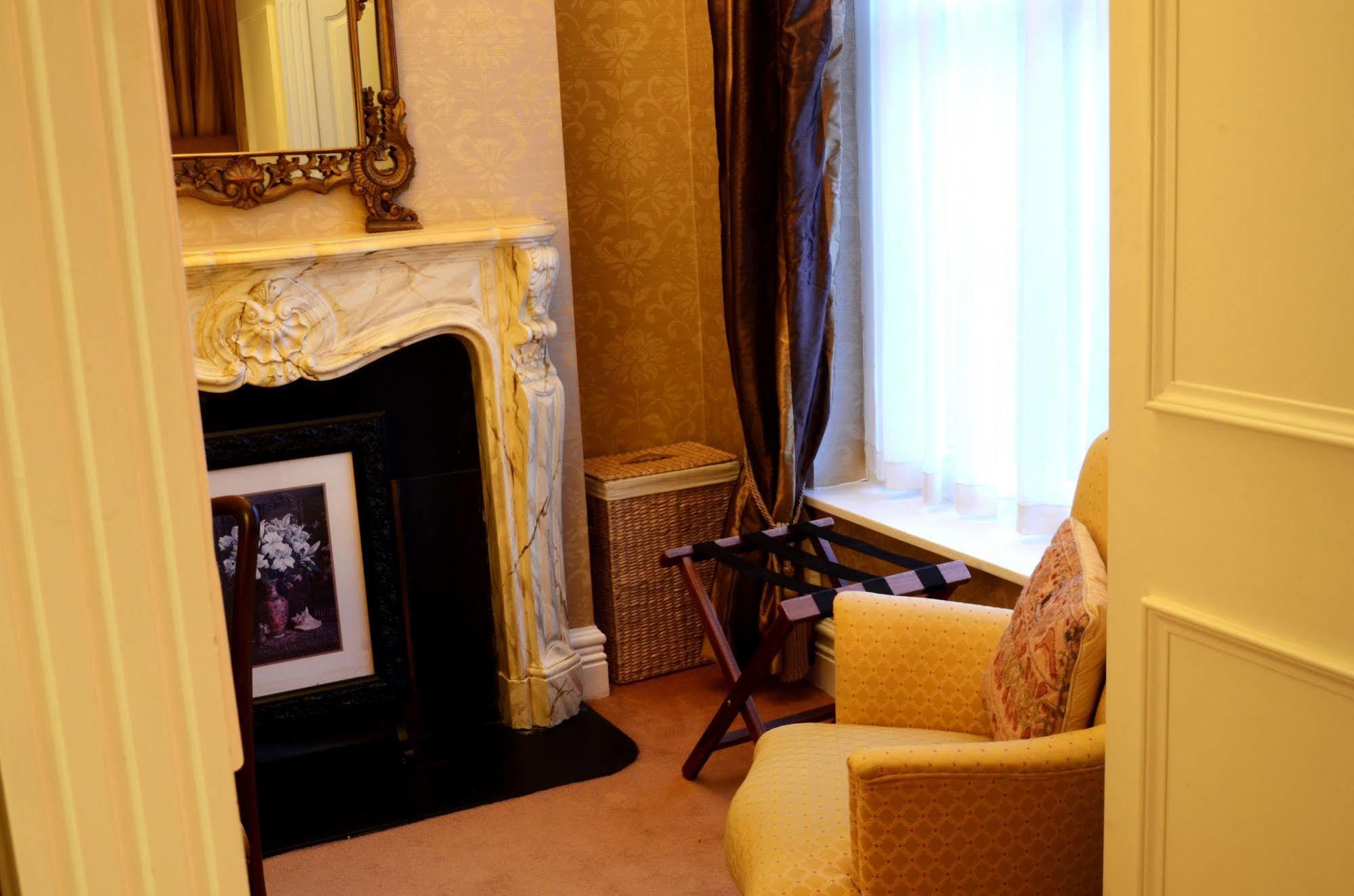 Butlers Townhouse Hotell Dublin Exteriör bild